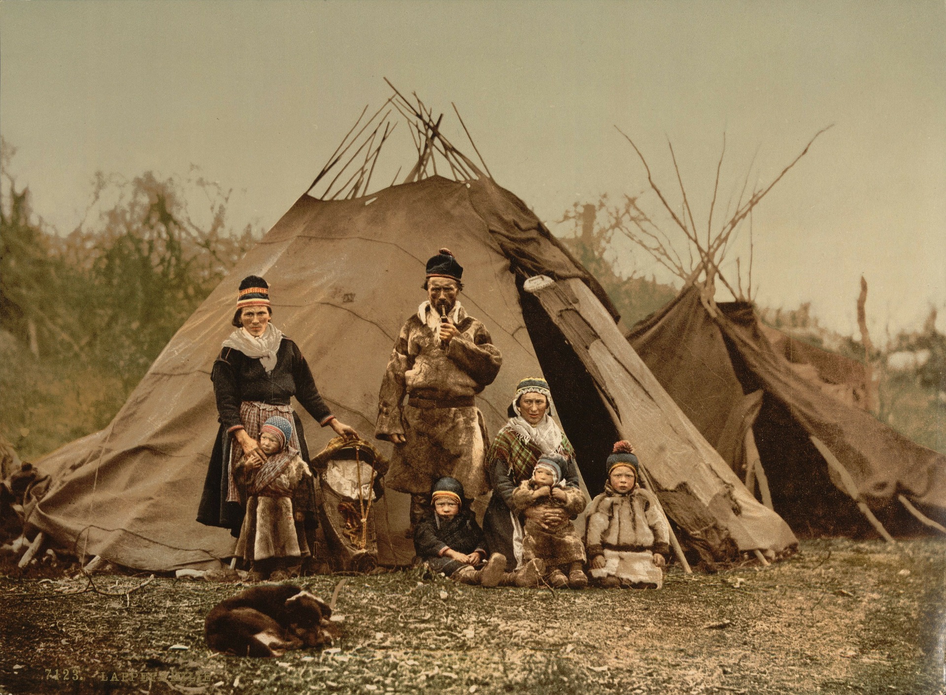 Sami family in Lapland 